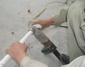 牡丹漏水维修电话